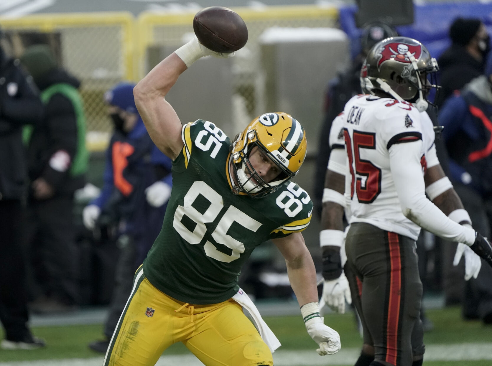 Buccaneers Packers Football